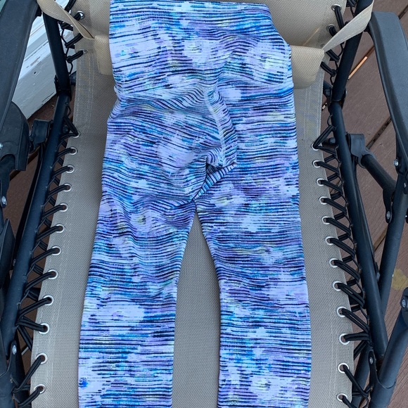 Women’s lululemon size 2 leggings - Picture 1 of 1